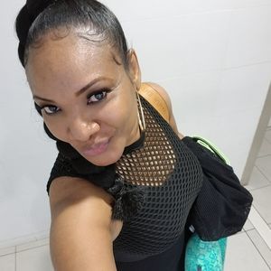 Meet your Posher, Janet